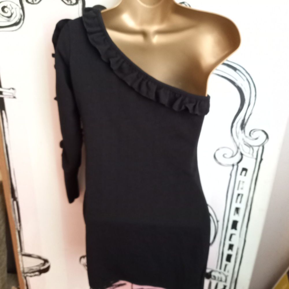 NWOT Size 12 Black One Shoulder Ruffle Bodycon Dress - Picture 7 of 10